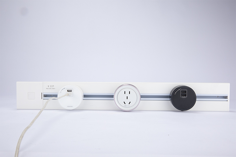 Track Socket Changing the way homes and offices use electricity